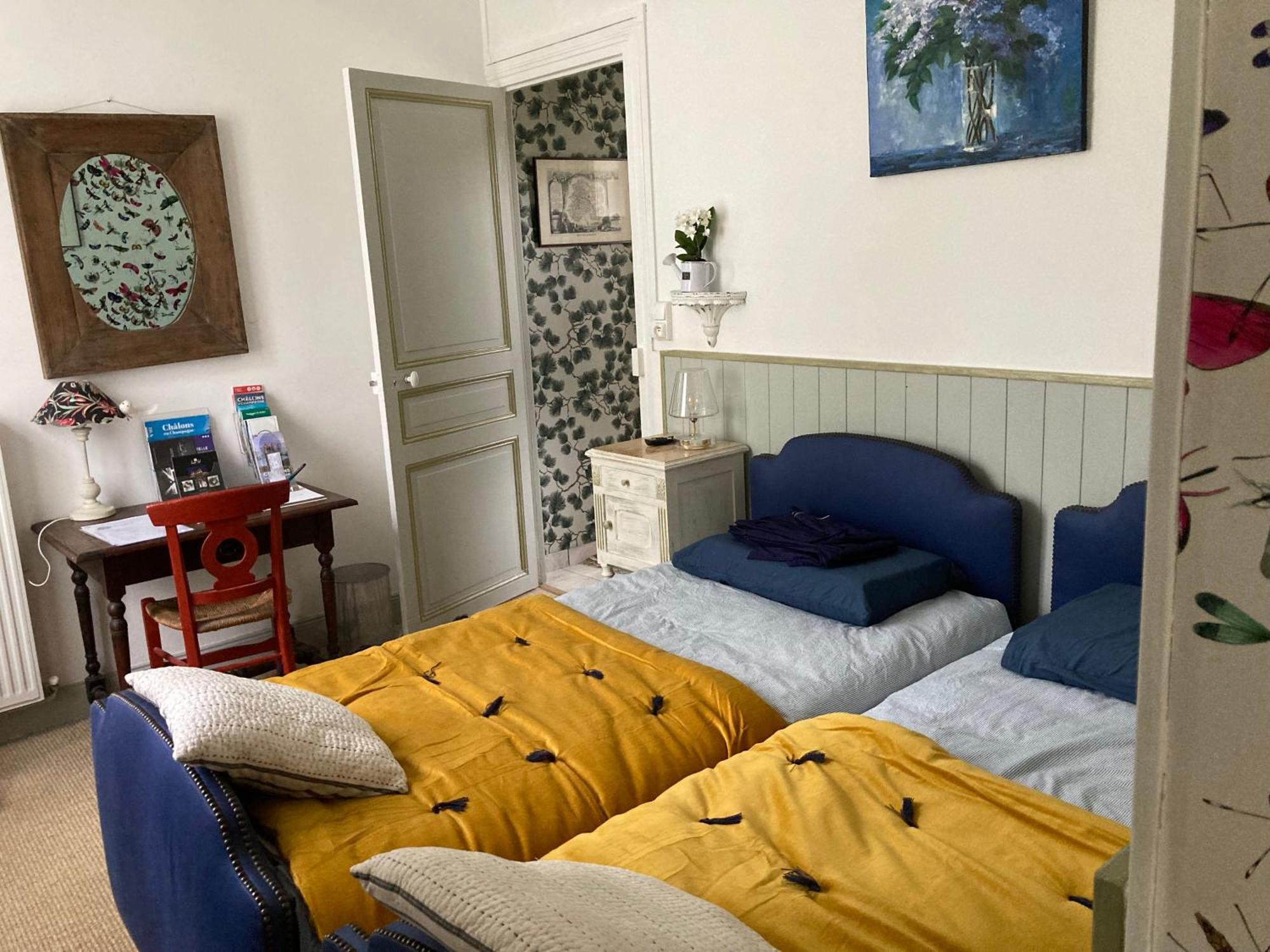 "Aux Chants Des Oiseaux" Domaine De La Renardiere Les Grandes-Loges エクステリア 写真